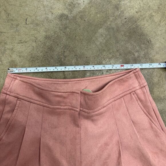 NWT Ryegrass salmon pink suede pleated trouser shorts - Picture 4 of 7